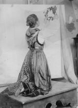 Ivana Kobilca, Fotografska študija za sliko  Slovenija se klanja Ljubljani, pred 1903